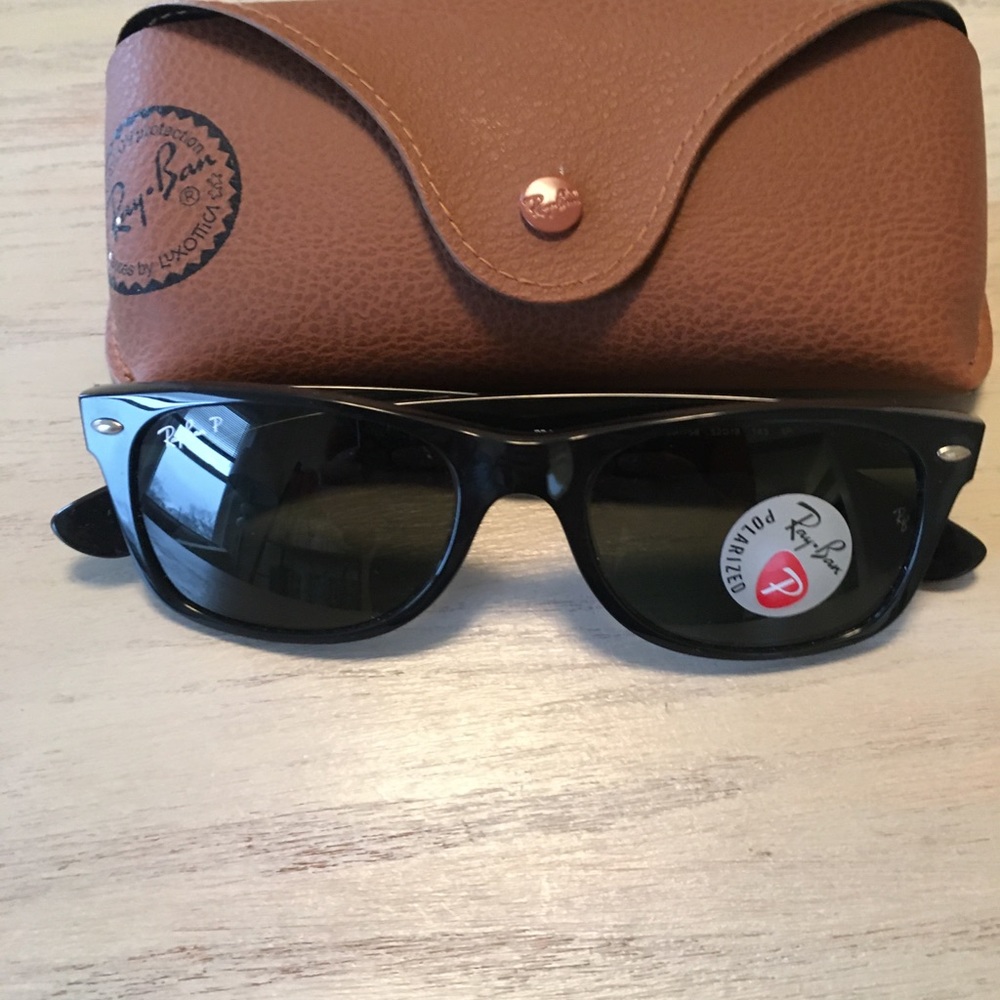 NWT Rayban Wayfarer Sunglasses